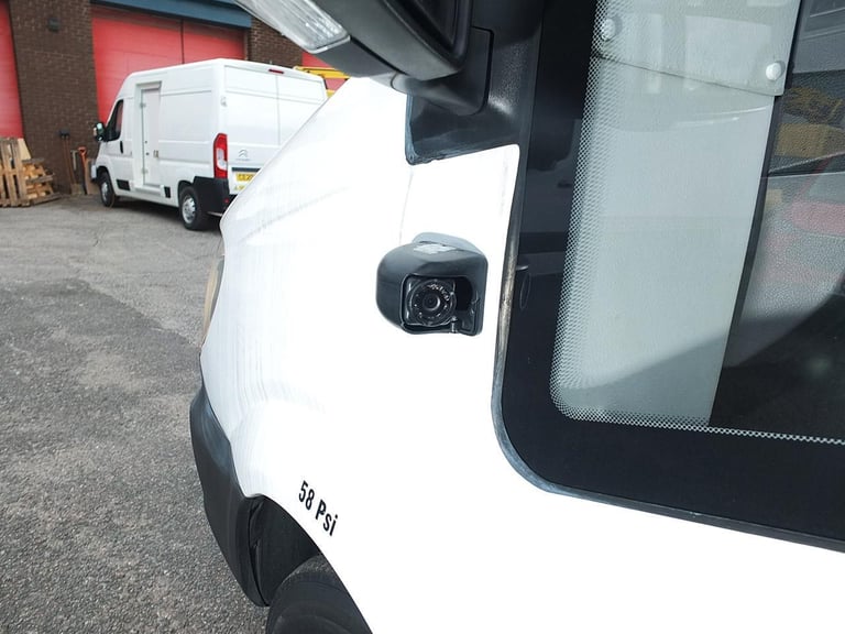 2017 Mercedes-Benz SPRINTER 514 CDI 7G-TRONIC Automatic Euro 6 - 17 Seat PSV WAV