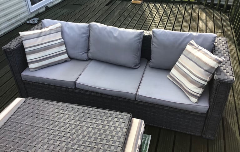 Grey Rattan Garden Furniture Set