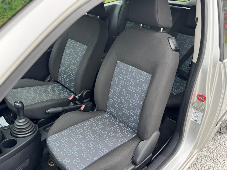 2005 Ford Fiesta 1.25 Style 3dr HATCHBACK PETROL Manual - Image 26