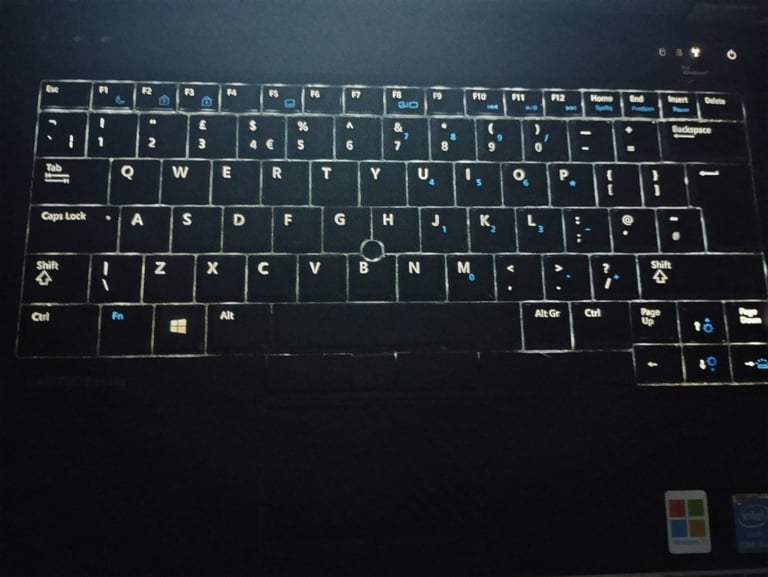 Windows 11, 16GB RAM, i5, 120GB SSD + 320GB HDD, Webcam, DVD, HDMI. Backlit. MS OFFICE Dell Laptop