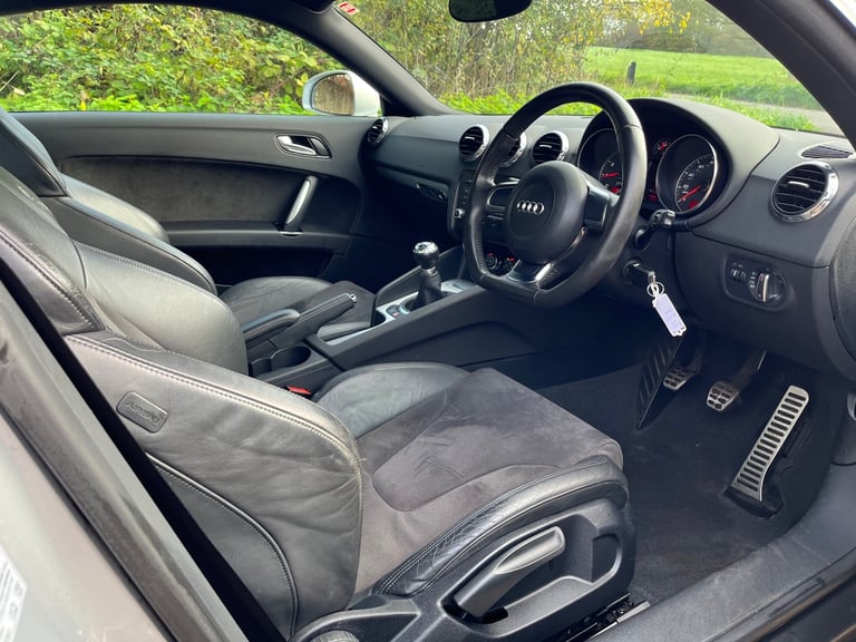 2007 Audi TT 2.0 T FSI Turbo 200hp 2dr Coupe 6 Speed Manual  COUPE Petrol Manual