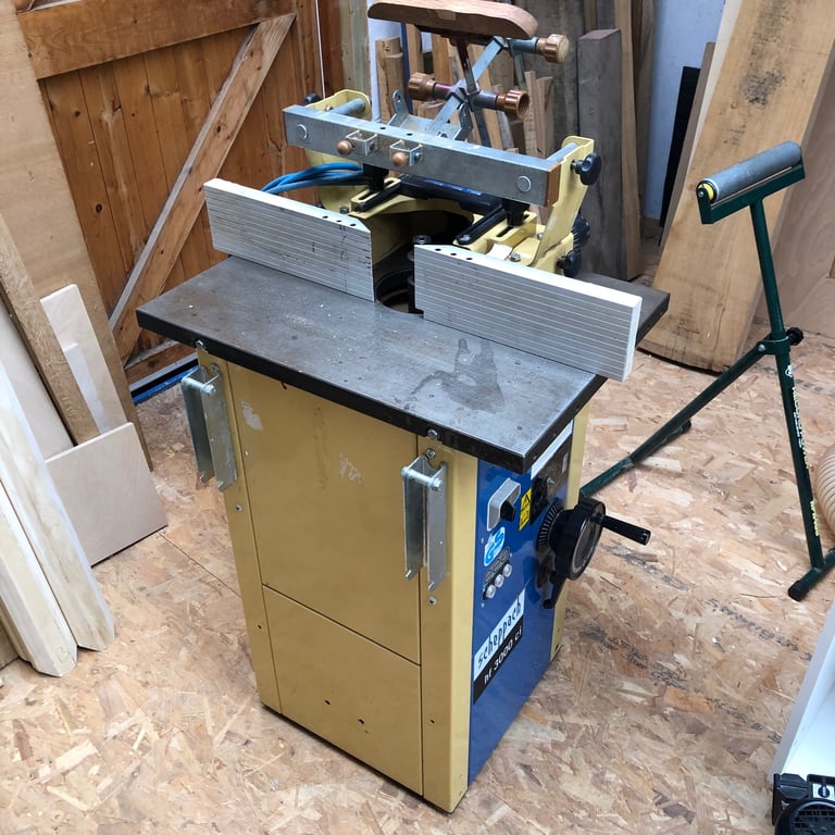 image for Spindle moulder scheppach hf3000ci