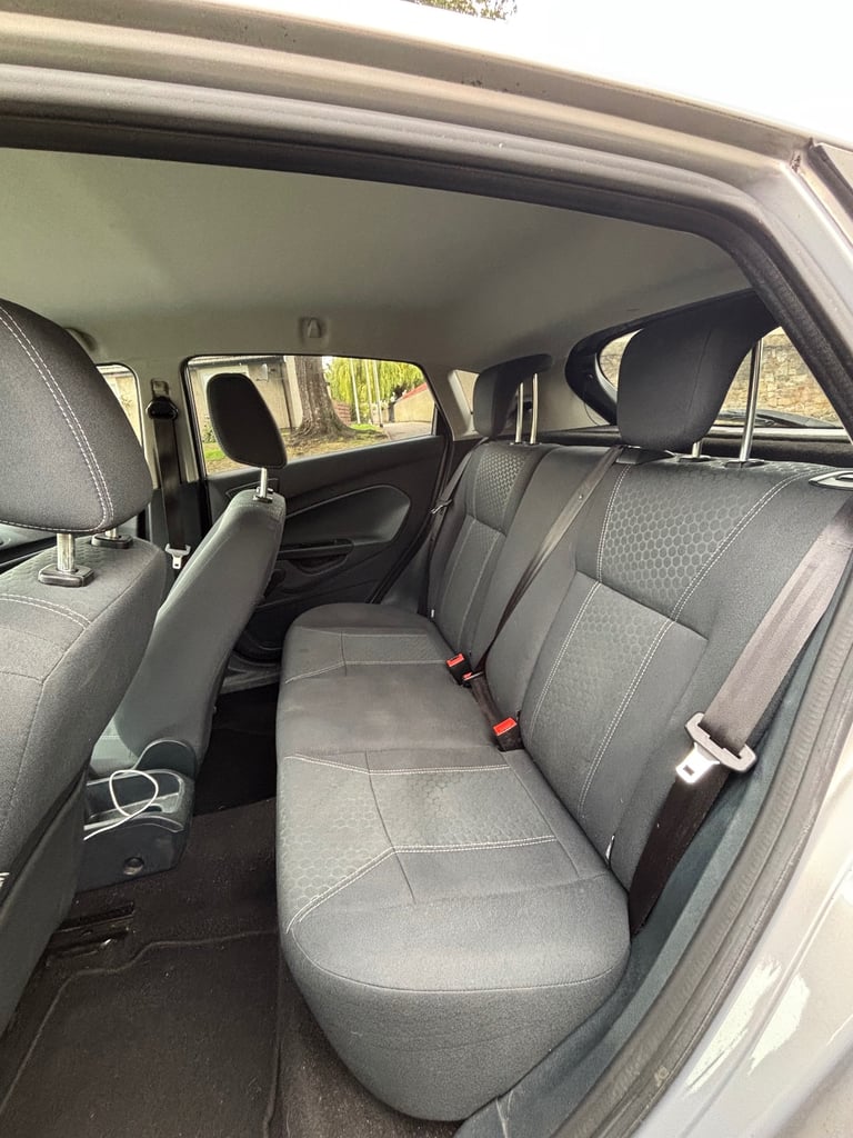 Ford, FIESTA, Hatchback, 2011, Manual, 1560 (cc), 5 doors