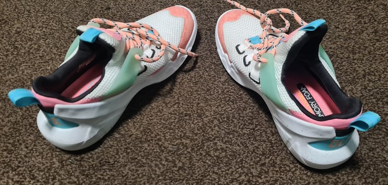 Skechers Women's Fitness DLT-A White-Pink-Grey True Summer Trainers Size UK 4