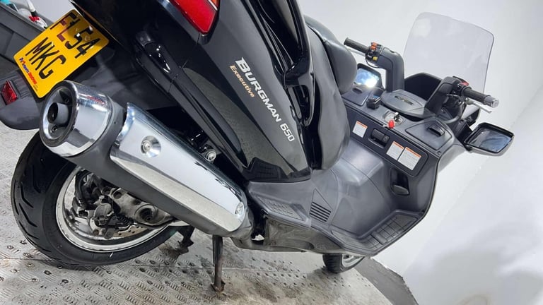 Suzuki Burgman 650 AN 2004 18K NON RUNNING MAXI SCOOTER PROJECT SCOOTER 650CC TW
