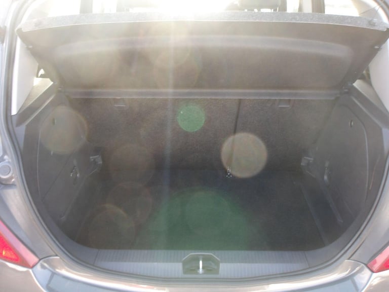 2013 Vauxhall Corsa 1.2i ecoFLEX 16V SE Euro 5 (s/s) 5dr HATCHBACK Petrol Manual