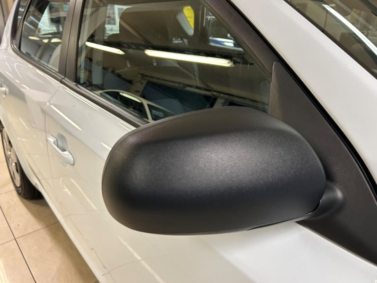 2011 Kia Ceed 1.4 1 Euro 5 5dr HATCHBACK Petrol Manual