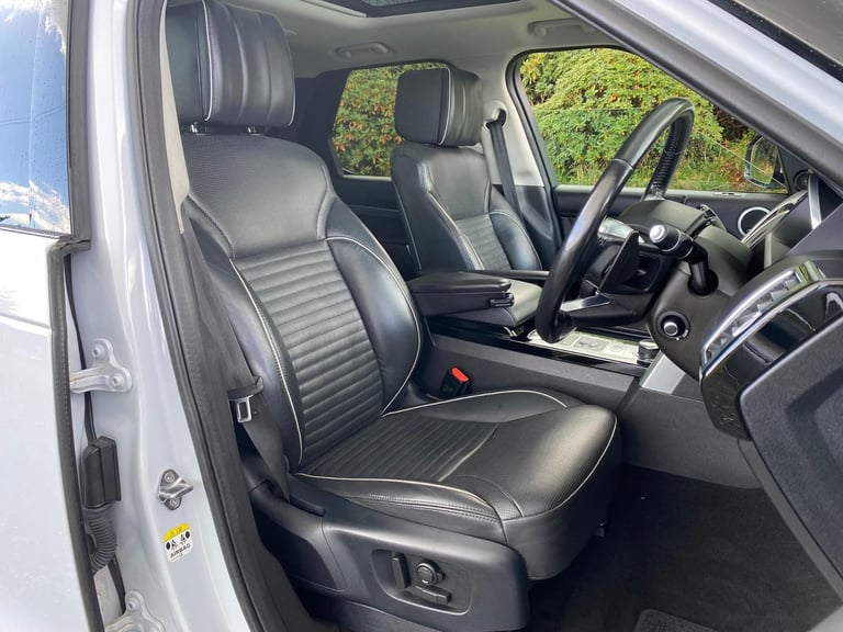 2018 Model Land Rover Discovery 3.0TD V6 HSE Luxury 7Seater Pan Roof
