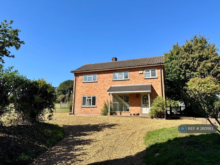 image for 3 bedroom house in Field Road, Ringland, Norwich, NR8 (3 bed) (#2601913)