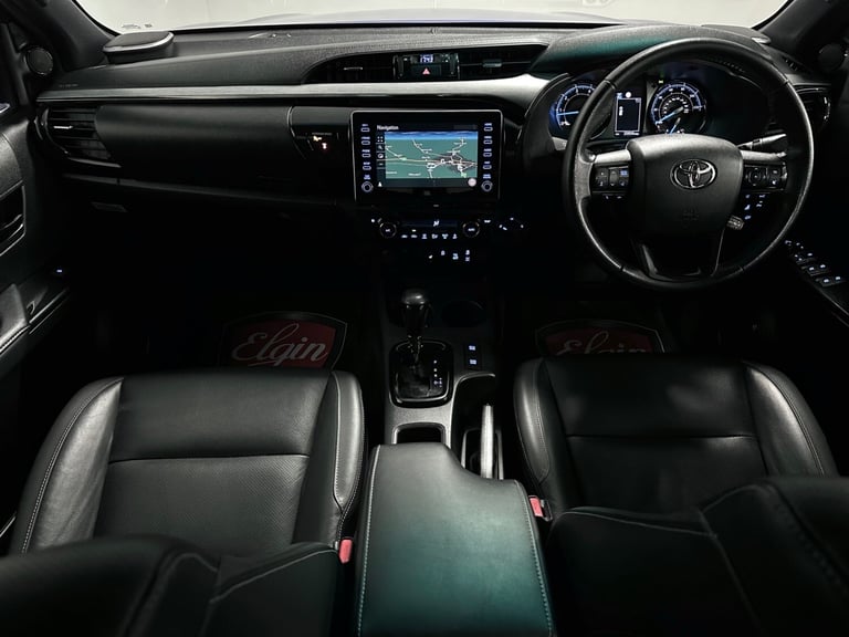 2021 (71) Toyota Hilux Invincible X Pickup Double Cab 2.8 D-4D Auto ( 204 bhp )