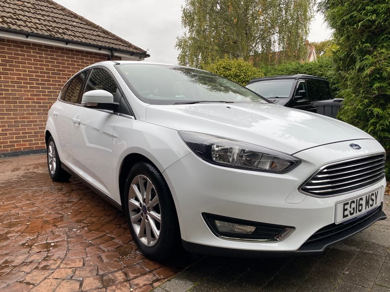 Ford, FOCUS, Hatchback, 2016, Manual, 999 (cc), 5 doors