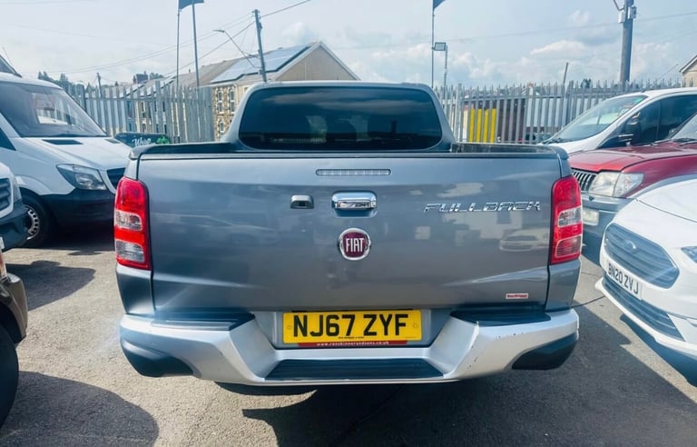 2017 Fiat Fullback 2.4 180hp LX Double Cab Pick Up PICK UP Diesel Manual