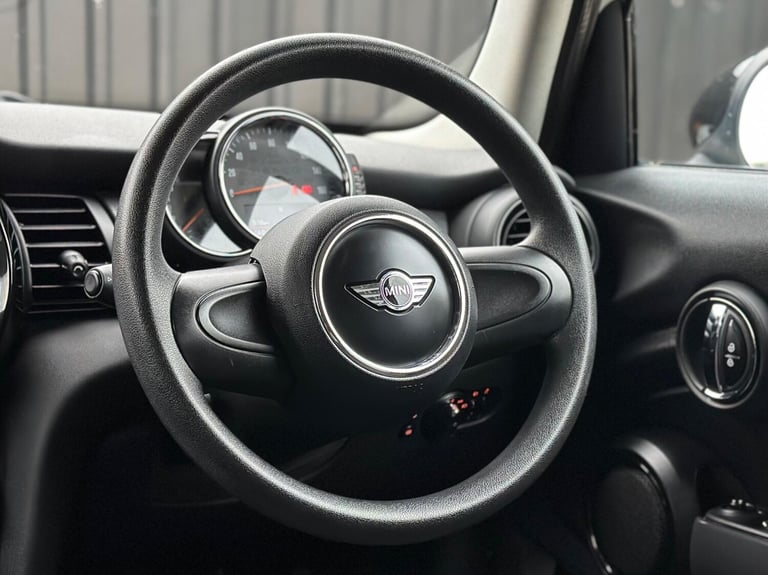 2015 MINI Hatch 1.5 Cooper 5dr HATCHBACK PETROL Manual