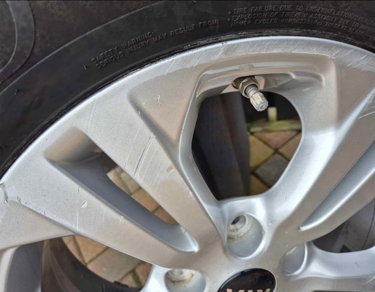 Kia Sportage alloy wheel 215/70/R16 R16