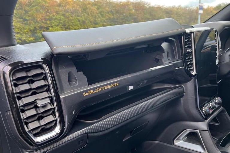 2025 Ford Ranger Pick Up D/Cab Wildtrak 2.3 EcoBoost PHEV 281 Auto PICK UP PETROL/ELECTRIC Automatic