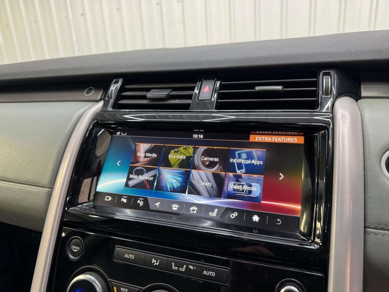 2017 Land Rover Discovery 3.0 Discovery Luxury HSE TD6 Auto 4WD 5dr SUV Diesel Automatic