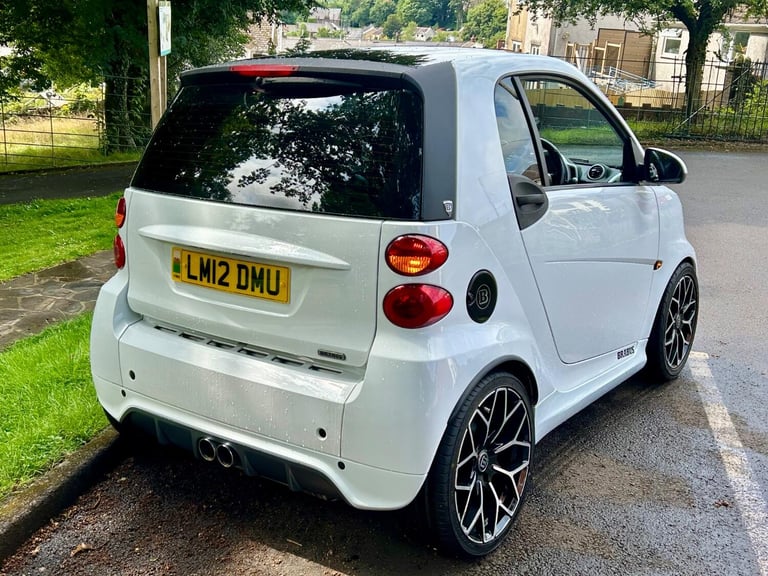 SMART FORTWO 1.0*BRABUS Xclusive*Glassroof-BT-HPIclear-PAS**Rare PocketRocket**