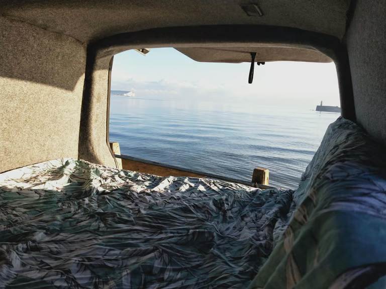 QUICKSILVER SURF/SKI/SKATE VW T5 TRANSPORTER CAMPERVAN - Custom Glastonbury Pop-up Motel