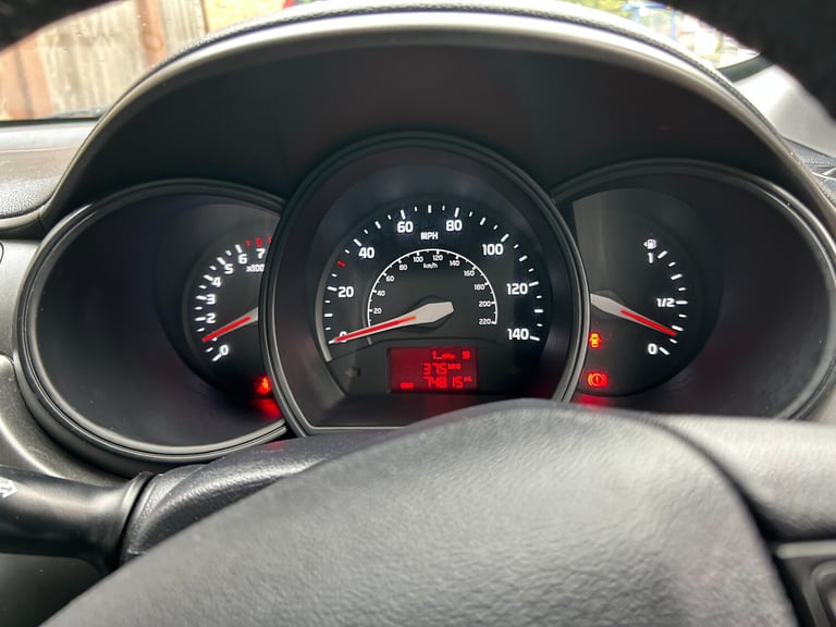 2011 Kia Rio 1.4 2 Hatchback 5dr Petrol Manual Euro 5 (107 bhp) Petrol