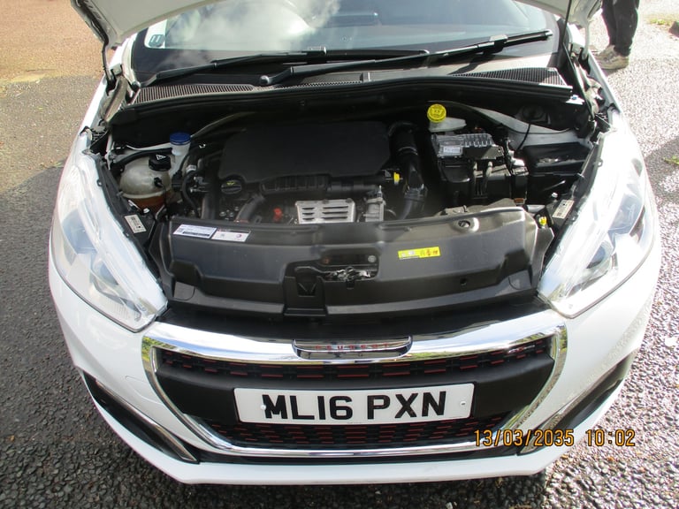 2016 Peugeot 208 1.2 PureTech 110 GT Line 5dr HATCHBACK Petrol Manual