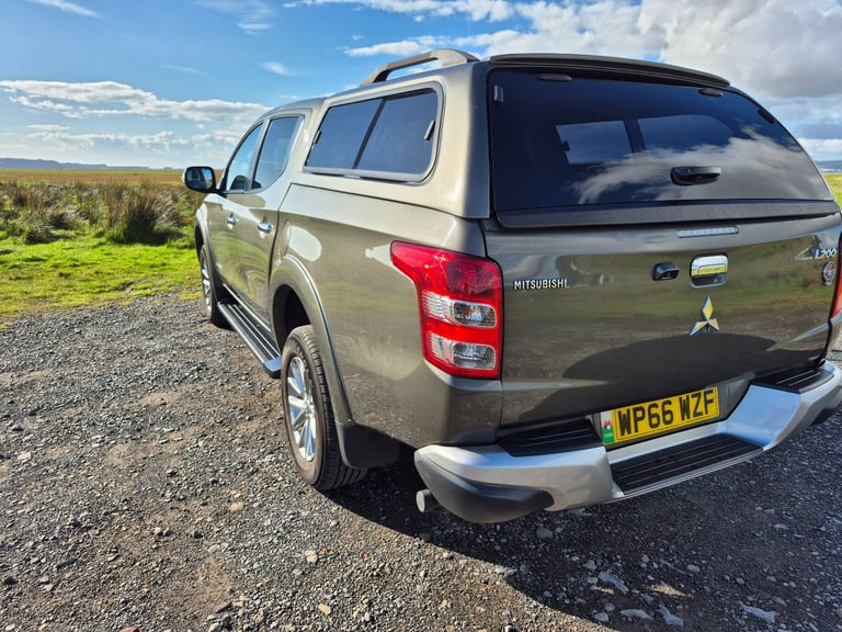 Mitsubishi, L200, Pick Up, 2016, Manual, 2442 (cc)