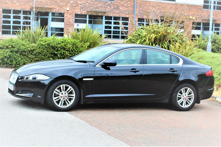 Jaguar, XF, Saloon, 2014, Other, 2179 (cc), 4 doors