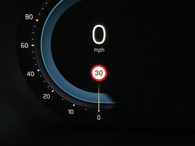 2021 Volvo XC60 2.0 T6 Recharge PHEV R DESIGN 5dr AWD Auto ESTATE PETROL/ELECTRIC Automatic