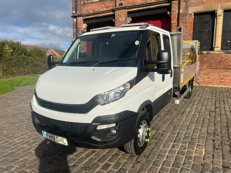2019 Iveco Daily 70C18 3.0 D 180 BHP X-XLWB 7 SEATER CREWCAB DROPSIDE WITH TAIL LIFT NA Diesel Ma...