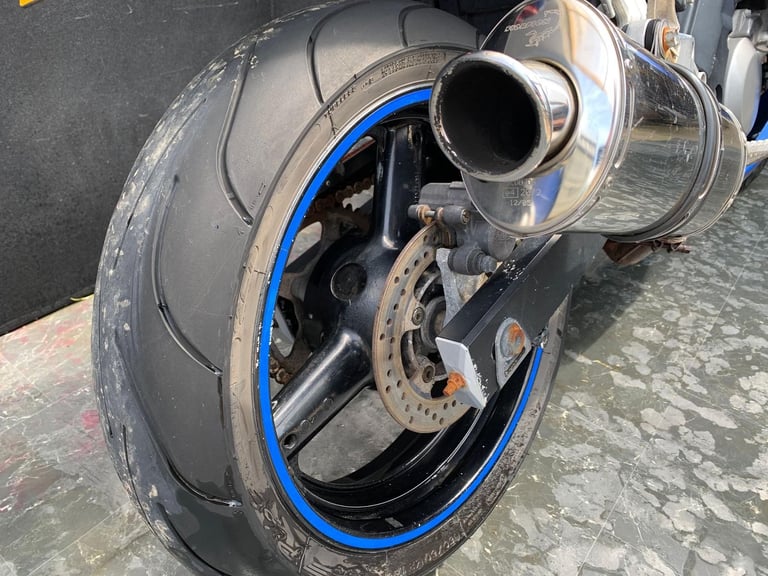 SUZUKI SV 650 SK5 PROJECT BIKE HPI CLEAR