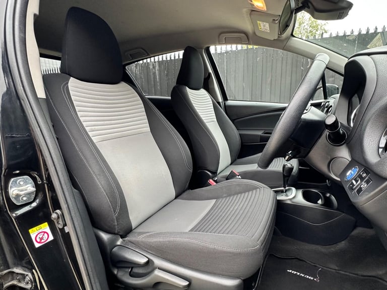 2018 Toyota Yaris 1.5 Hybrid Design 5dr CVT HATCHBACK PETROL/ELECTRIC Automatic