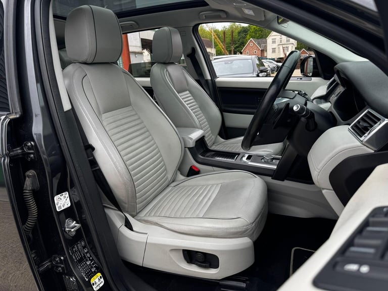 2017 Land Rover Discovery Sport 2.0 Si4 HSE Dynamic Lux Auto 4WD Euro 6 (s/s) 5dr ESTATE Petrol A...