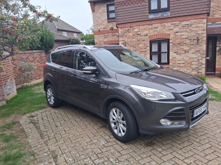 Ford, KUGA, Hatchback, 2015, Semi-Auto, 1997 (cc), 5 doors