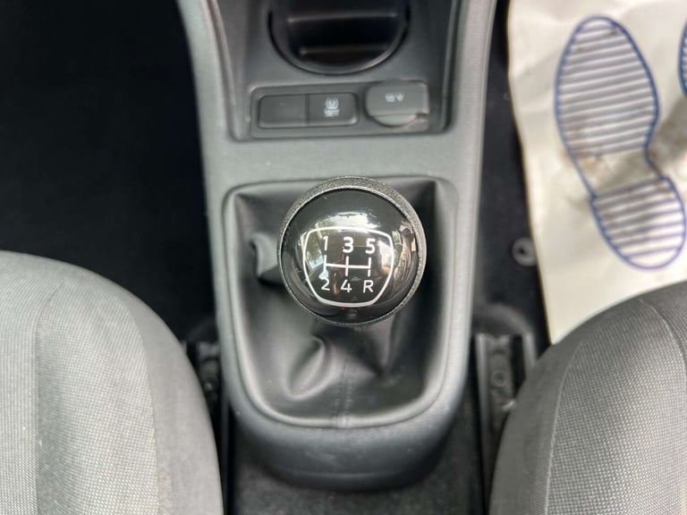 2017 Volkswagen up! 1.0 Move Up 5dr Hatchback Petrol Manual
