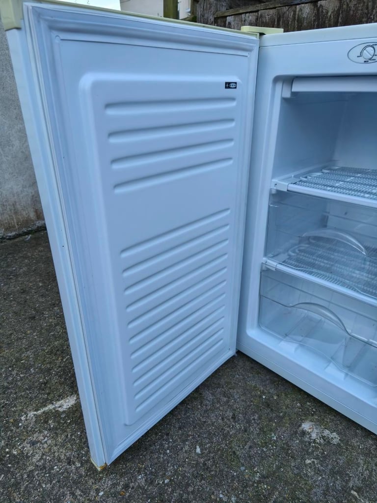 Freezer under counter ARGOS * A+ Energy Class