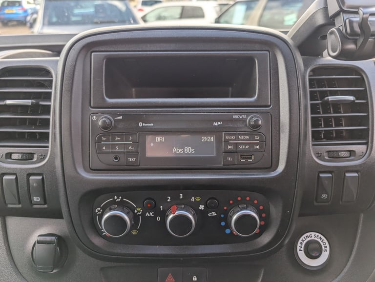 RENAULT TRAFIC 2.0 SH30 ENERGY dCi 145 Business+ MY19 *Air Con* 2020