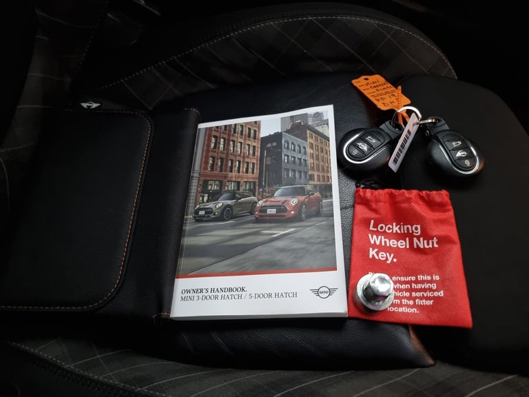 2019 MINI Hatch 2.0 Cooper S Sport II 3dr Auto HATCHBACK PETROL Automatic
