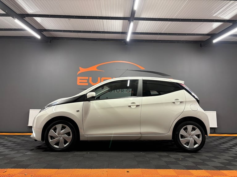2018 Toyota AYGO 1.0 VVT-i X-Play 5dr HATCHBACK Petrol Manual
