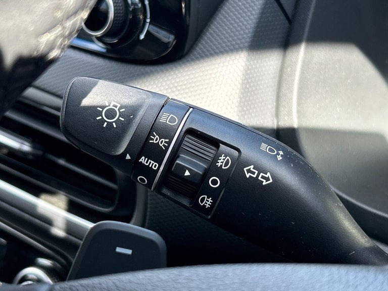 2021 Hyundai KONA 1.6 h-GDi Premium SUV 5dr Petrol Hybrid DCT Euro 6 (s/s) (141 ps) SUV PETROL/EL...