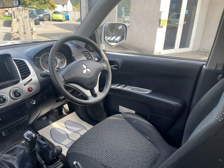 2014 64 MITSUBISHI L200 2.5 DI-D TROJAN D/CAB 4DR DIESEL MANUAL 4WD EURO 5 *TOW