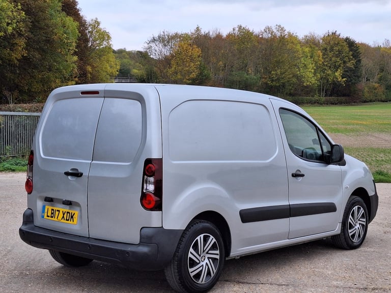 2017 Peugeot Partner 1.6 BlueHDi 651 Professional Panel Van 5dr Diesel Manual L1 (112 g/km, 73.9 ...