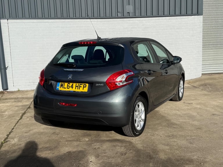 2015 Peugeot 208 1.2 VTi PureTech Active Euro 6 5dr HATCHBACK Petrol Manual