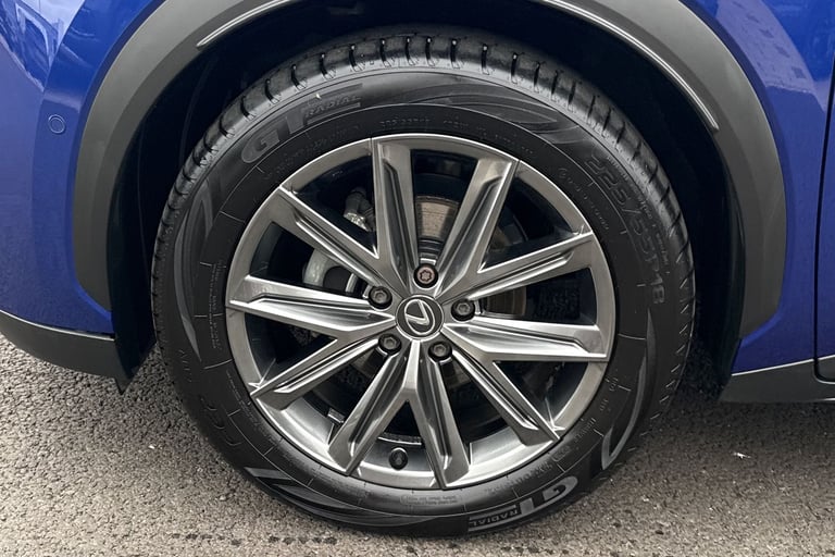 2024 Lexus LBX 1.5 VVT-iE Takumi SUV 5dr Petrol Hybrid E-CVT Euro 6 (s/s) (136 ps) SUV PETROL/ELE...