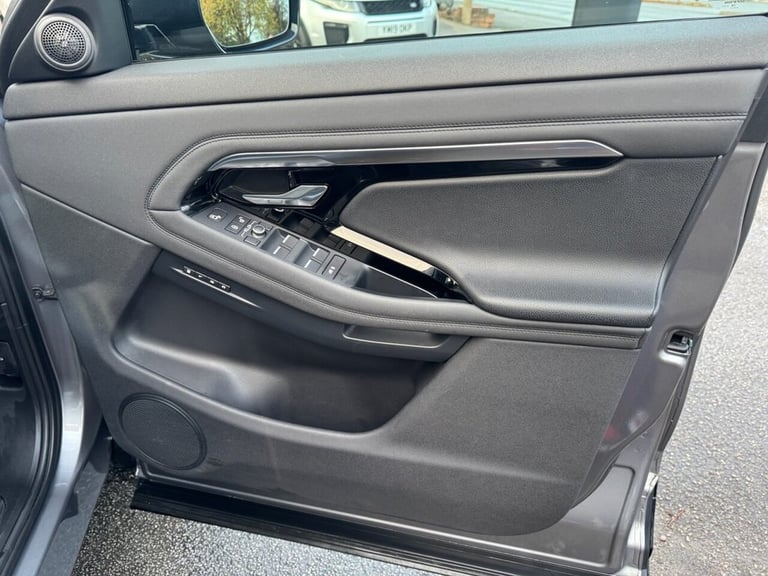 2020 Land Rover Range Rover Evoque 2.0 D180 R-Dynamic SE 5dr Auto ESTATE DIESEL Automatic