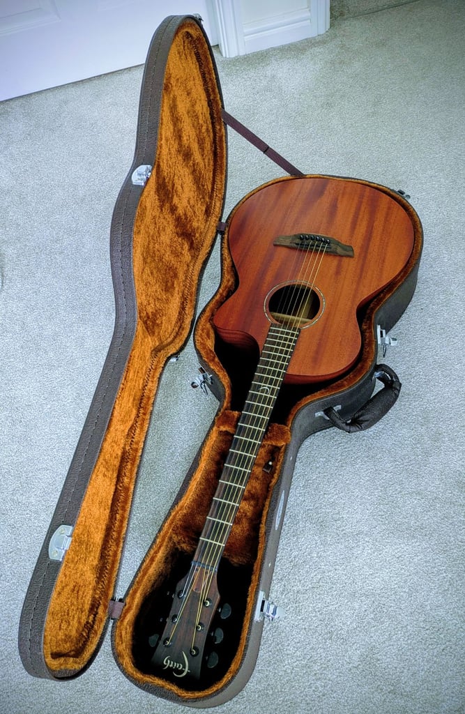 Faith Naked series Venus MG electro acoustic 