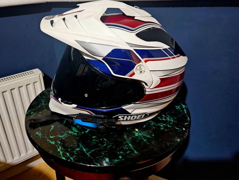image for Shoei hornet adv