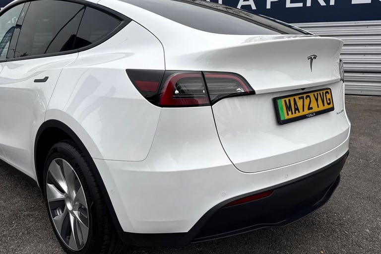 2022 Tesla Model Y Long Range AWD 5dr Auto MPV ELECTRIC Automatic