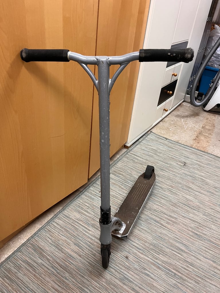 image for Madd Gear Kid’s trick scooter