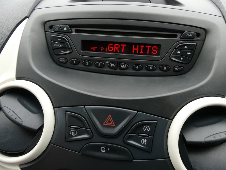 1.2 Edge 3dr [Start Stop] *9 SERVICES +£35 TAX +AUX + 2 KEYS*