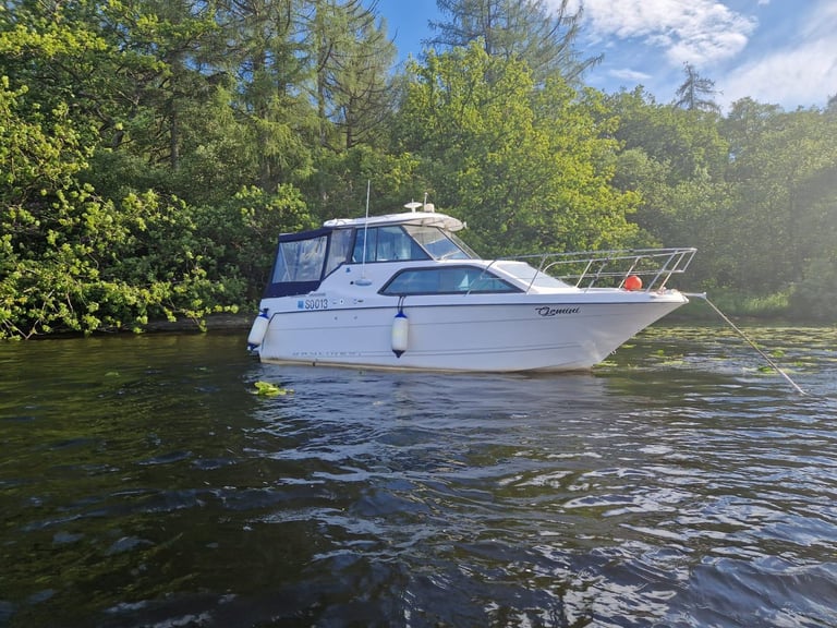 Bayliner 2452 mercruiser 
