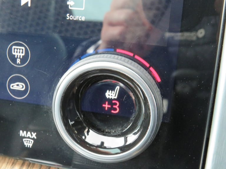 2019 Land Rover Range Rover 3.0 SD V6 Vogue SE SUV 5dr Diesel Auto 4WD Euro 6 (s/s) (275 ps) ESTA...